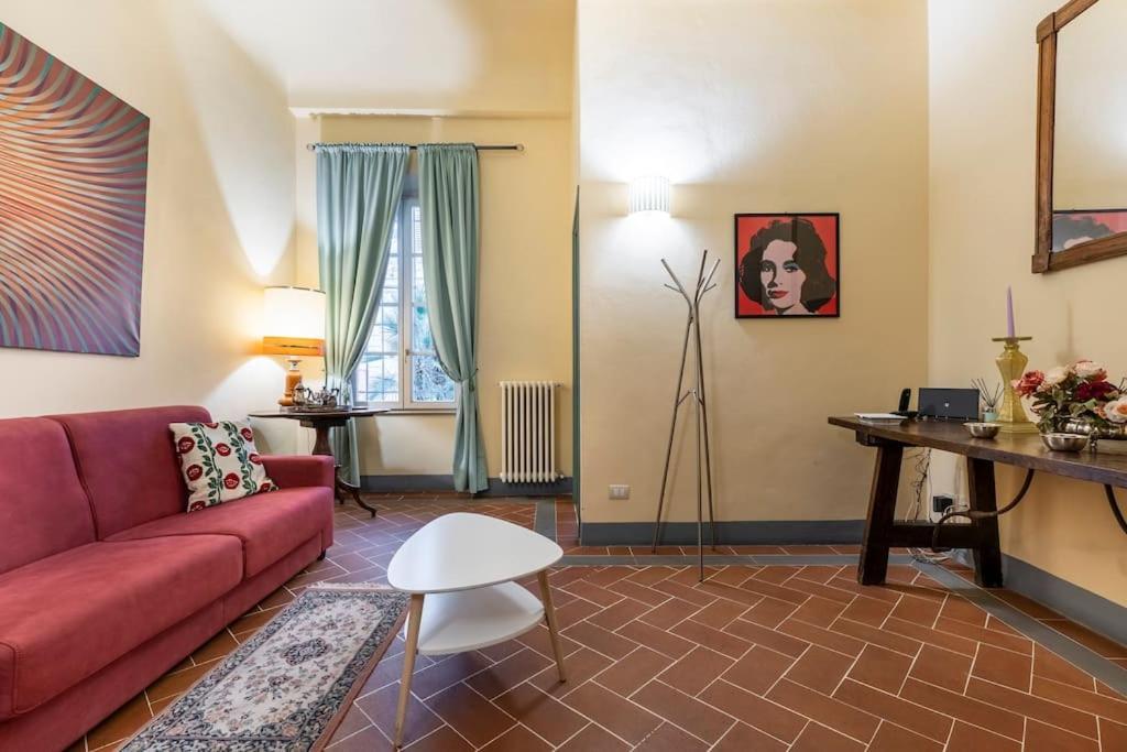 Ginny's House- Borgo La Croce Luxury Appartement *
